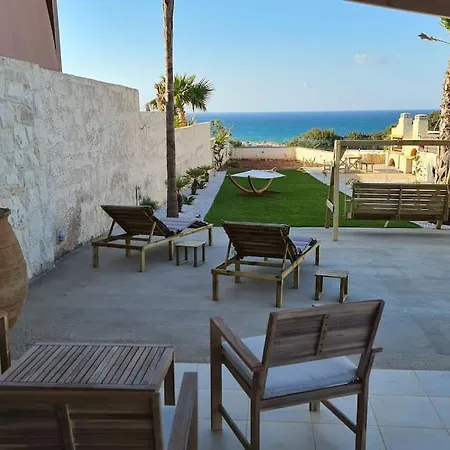 Zoi's Seaview Garden Near The Vila *